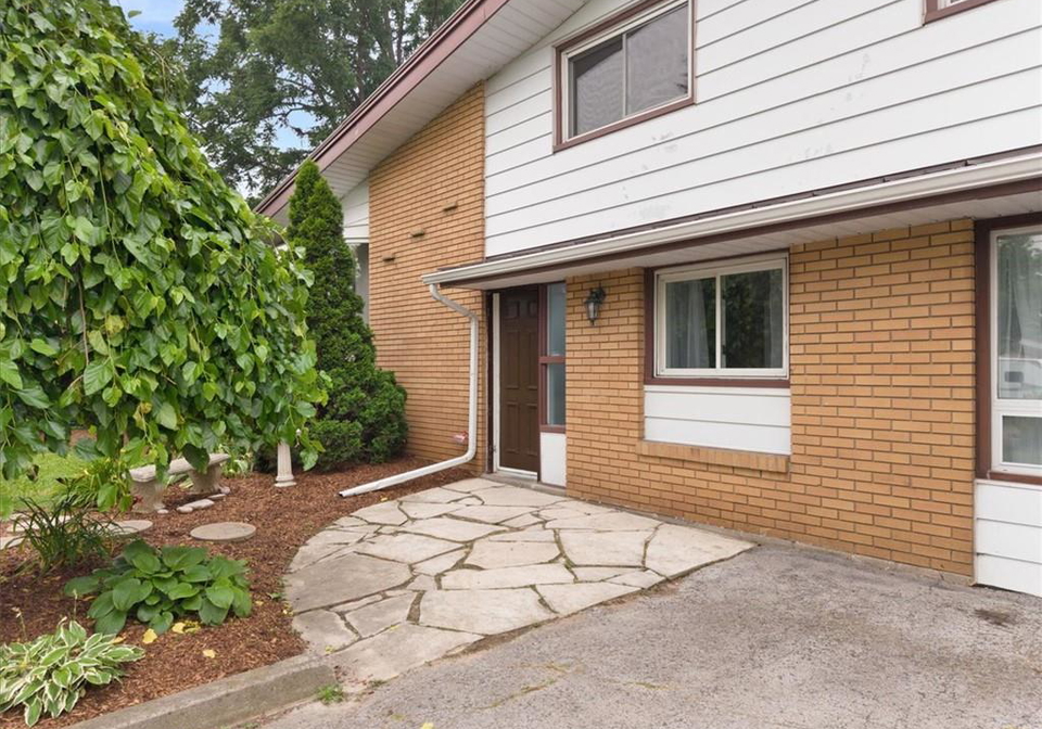 421-rock-chapel-road-flamborough-ontario-40848883
