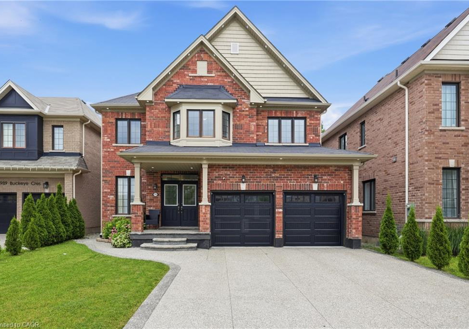 7979-buckeye-crescent-niagara-falls-ontario-40848888