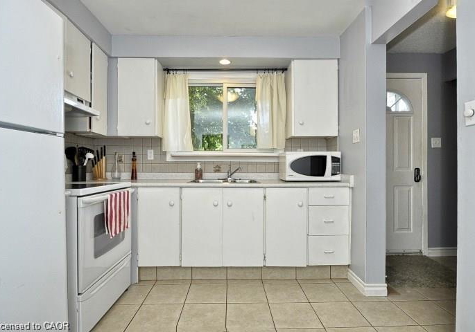 165-green-valley-drive-kitchener-ontario-40848890