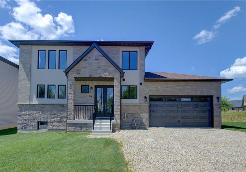 641-martin-street-mount-forest-ontario-40848943