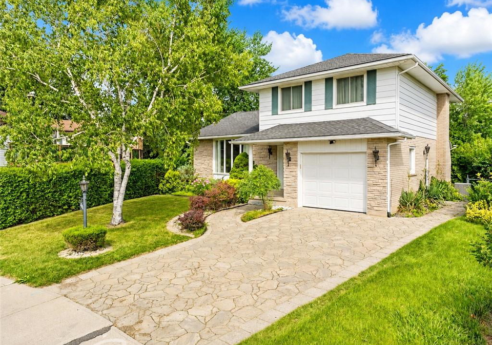 46-lombardy-court-kitchener-ontario-40848947