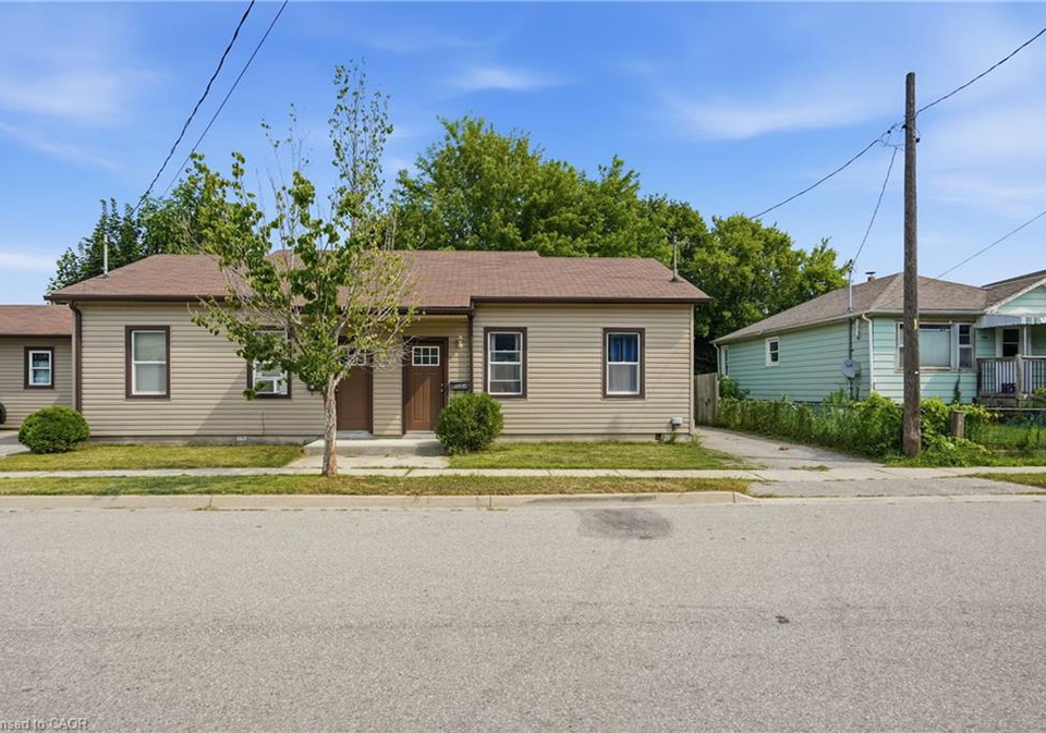 102-sarah-street-brantford-ontario-40848948