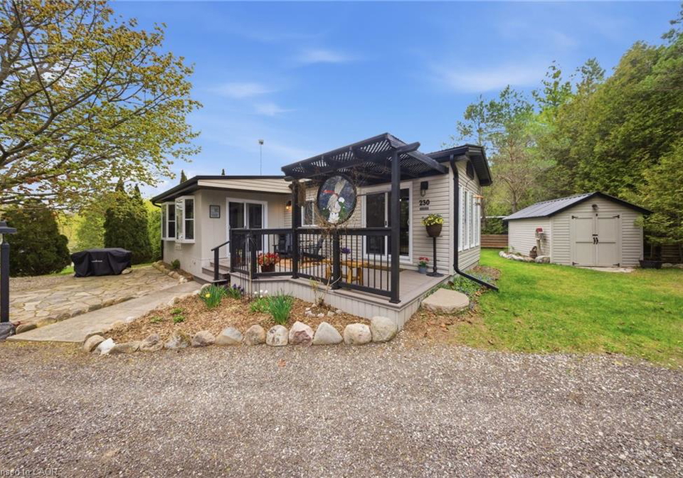 230-mountain-ash-road-ayr-ontario-40848952