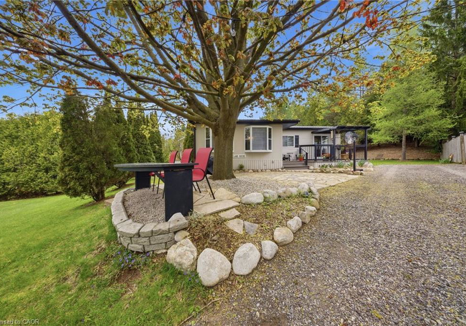 230-mountain-ash-road-ayr-ontario-40848952