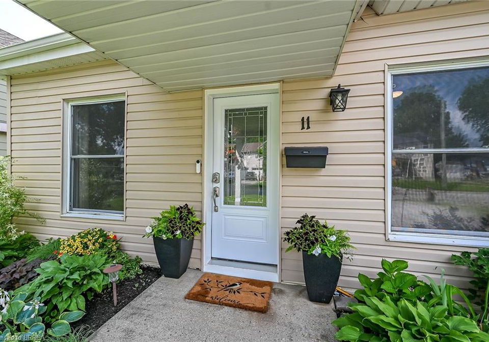 11-stirton-avenue-brantford-ontario-40848988