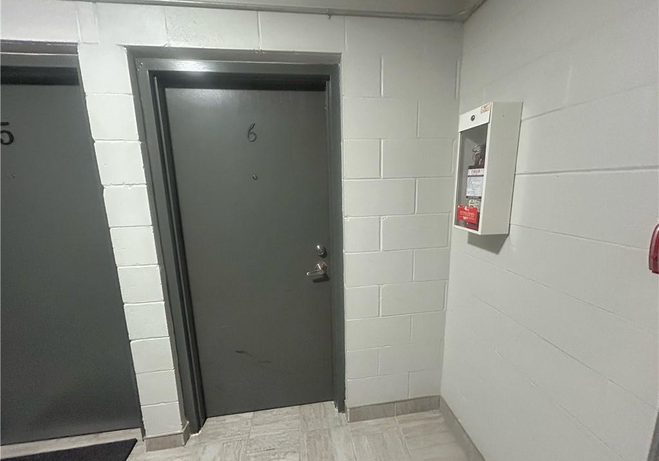 303-king-street-n-waterloo-ontario-40849011