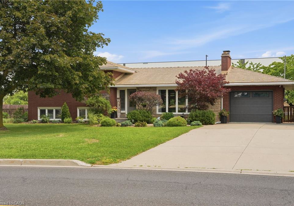 328-mcneilly-road-stoney-creek-ontario-40849029