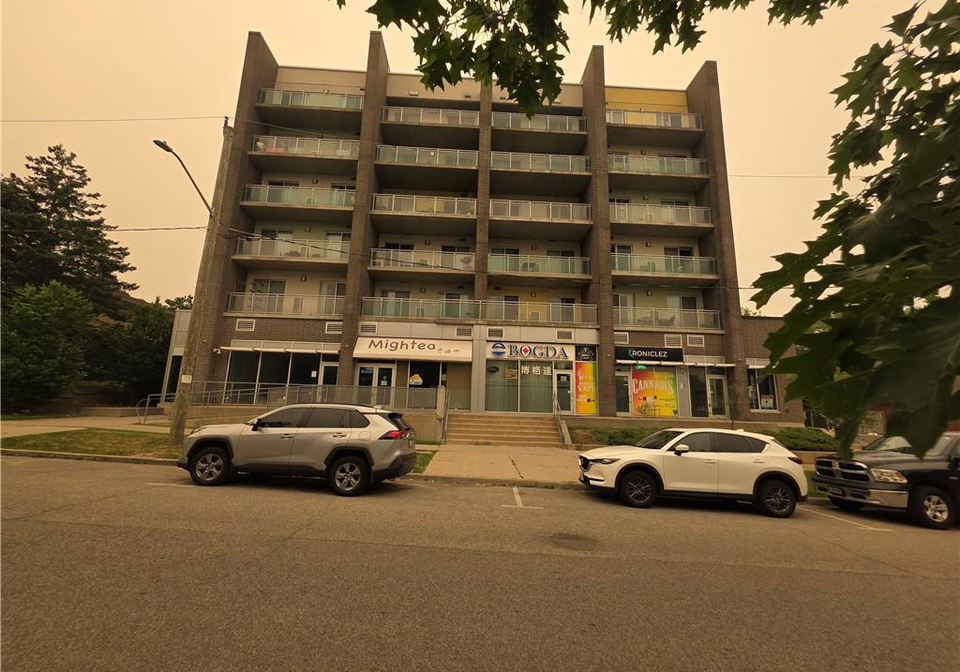 62-balsam-street-waterloo-ontario-40849032