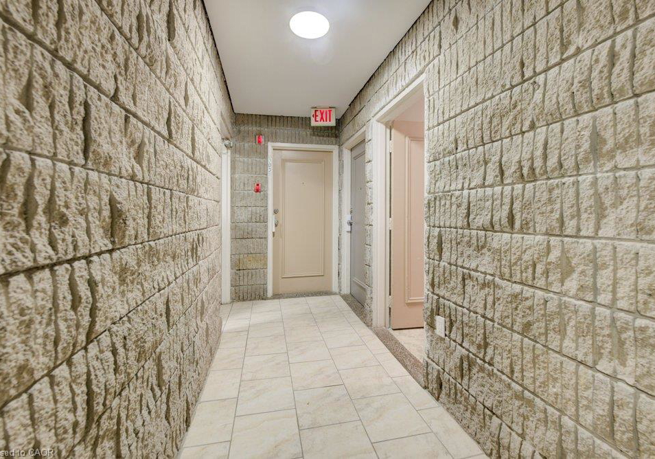 370-admiral-drive-london-ontario-40849044