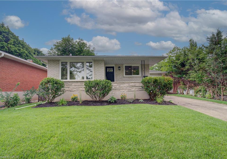 163-lynnbrook-crescent-waterloo-ontario-40849052