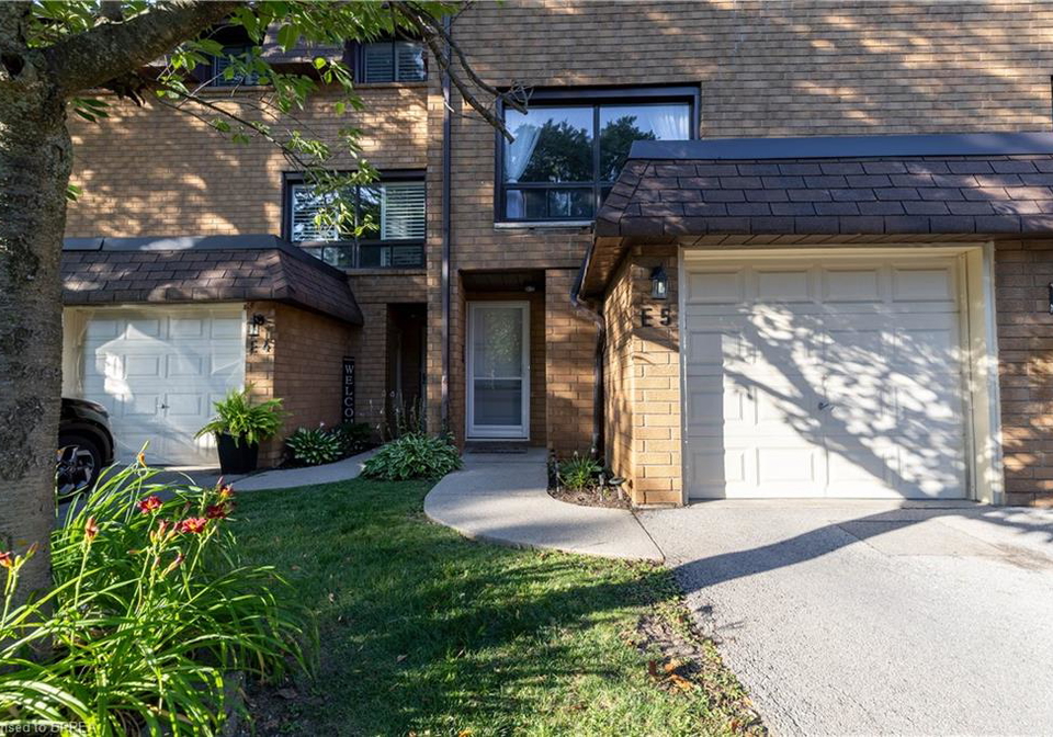 500-stone-church-road-w-hamilton-ontario-40849065