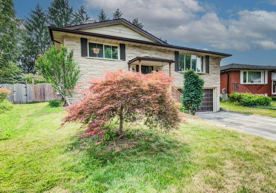 109-white-oak-place-waterloo-ontario-40849092