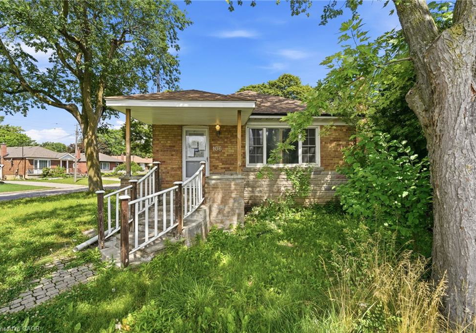 106-flora-drive-toronto-ontario-40849138