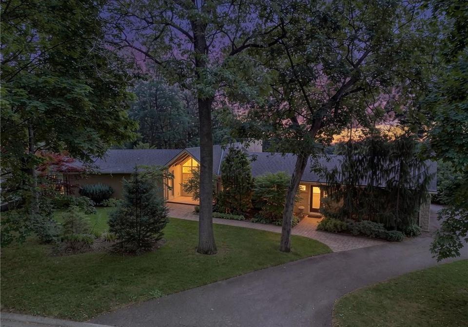 7-gaywood-gardens-brantford-ontario-40849146