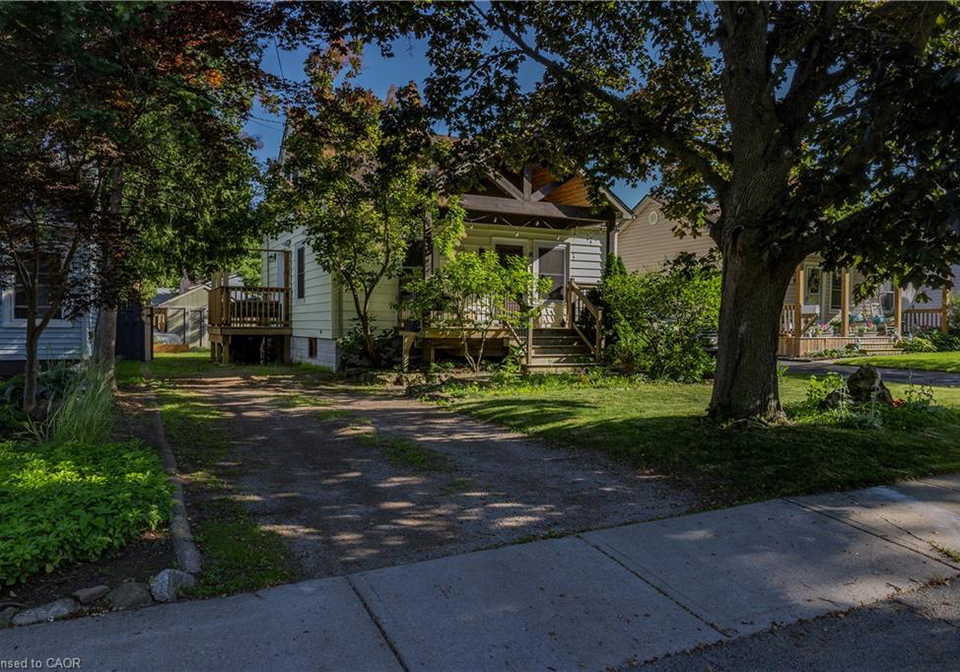 15-spencer-avenue-dundas-ontario-40849149