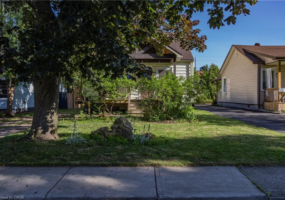 15-spencer-avenue-dundas-ontario-40849149