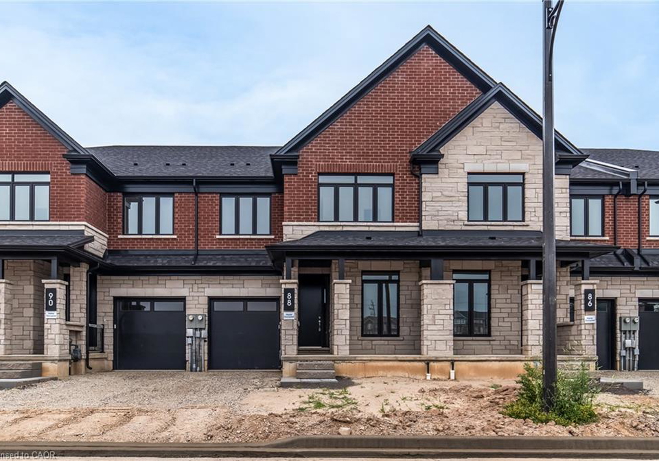 88-valley-trail-waterdown-ontario-40849174