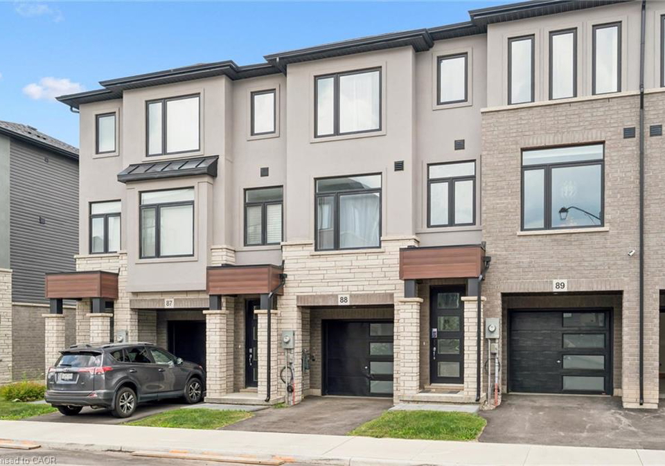 155-equestrian-way-cambridge-ontario-40849190