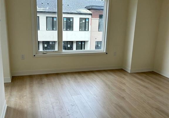 1695-dersan-street-pickering-ontario-40849191
