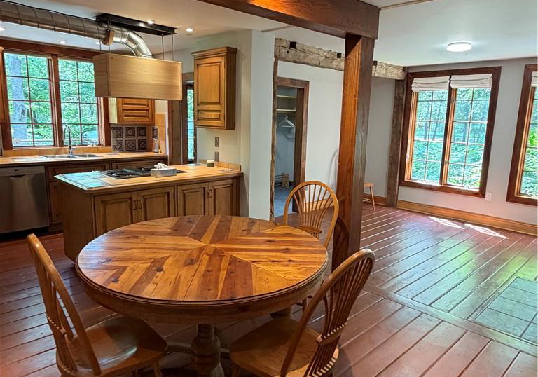 1067-mineral-springs-road-ancaster-ontario-40849227