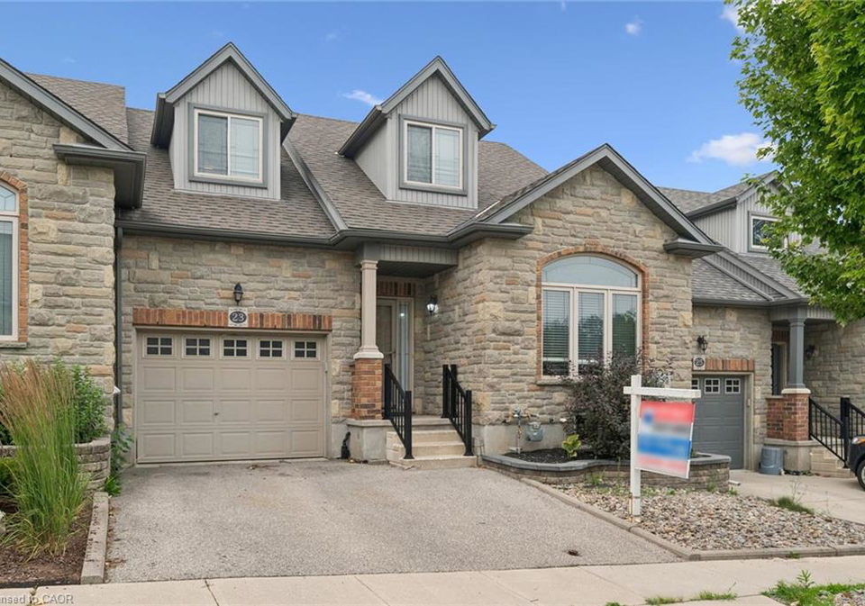 23-knack-lane-cambridge-ontario-40849242