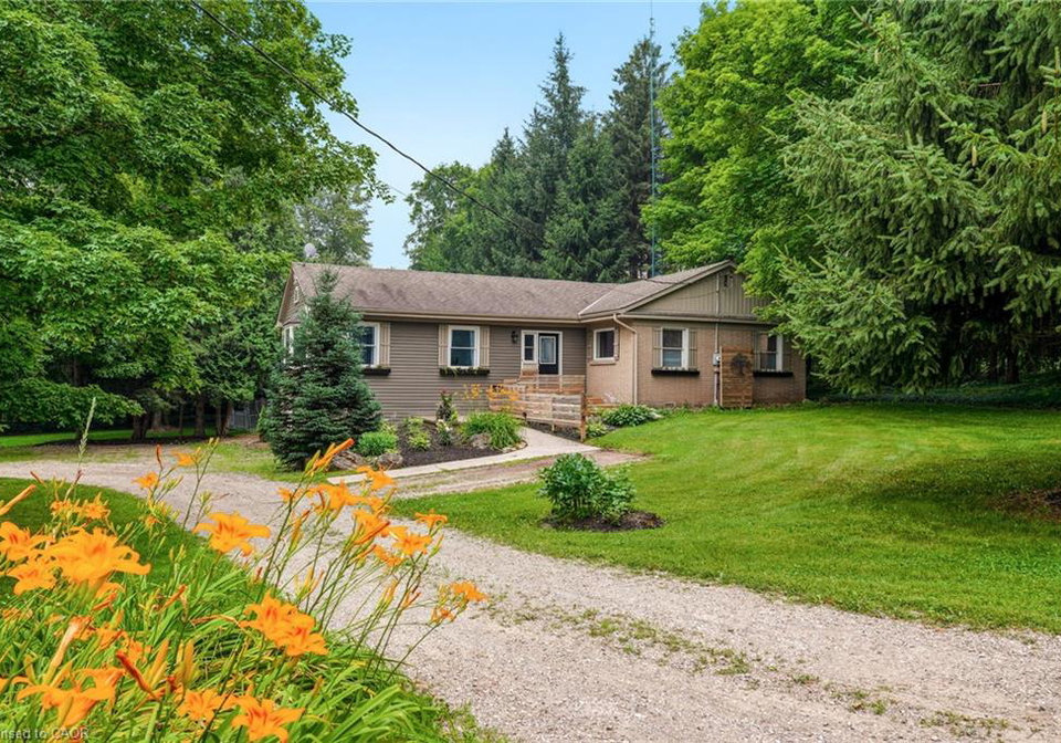 318-10th-concession-road-e-freelton-ontario-40849264