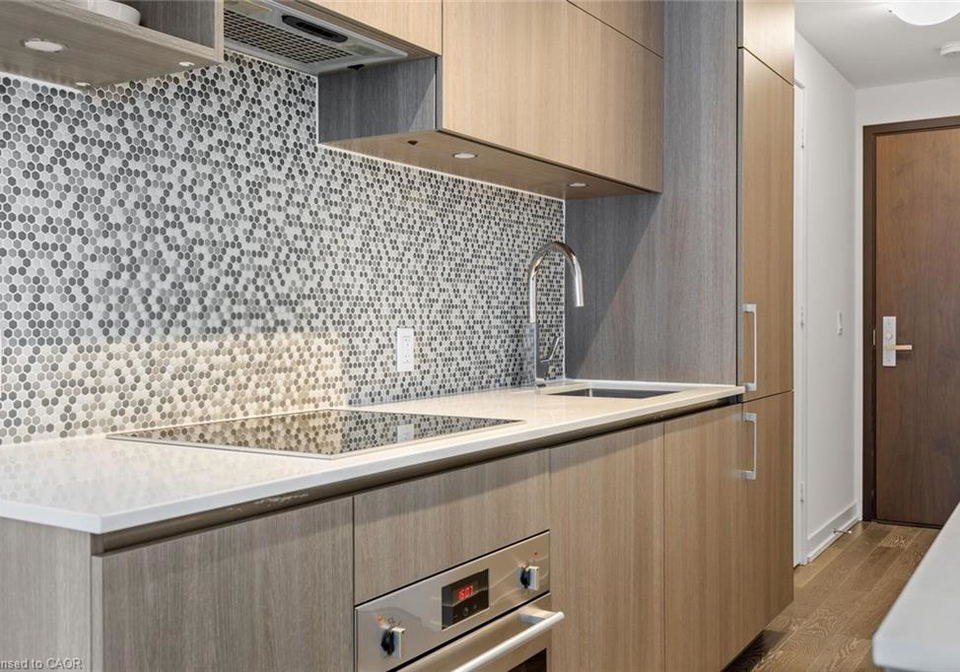 1-yorkville-avenue-toronto-ontario-40849270