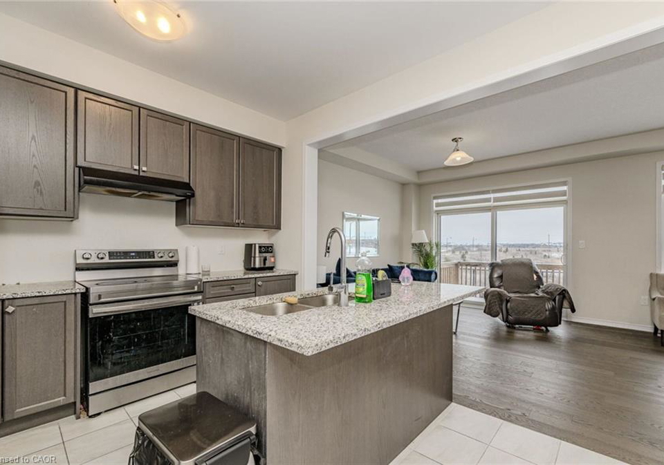 12-toffee-trail-stoney-creek-ontario-40849295