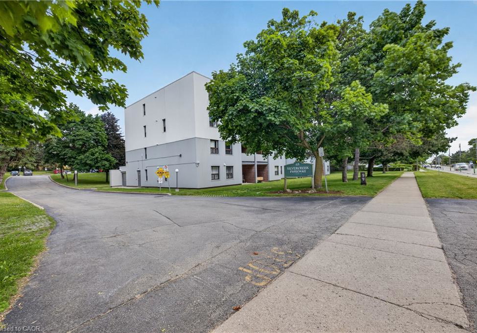 65-silvercreek-parkway-guelph-ontario-40849304