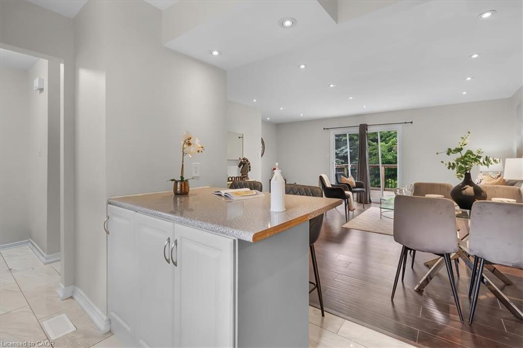 421-bairstow-crescent-waterloo-ontario-40849316