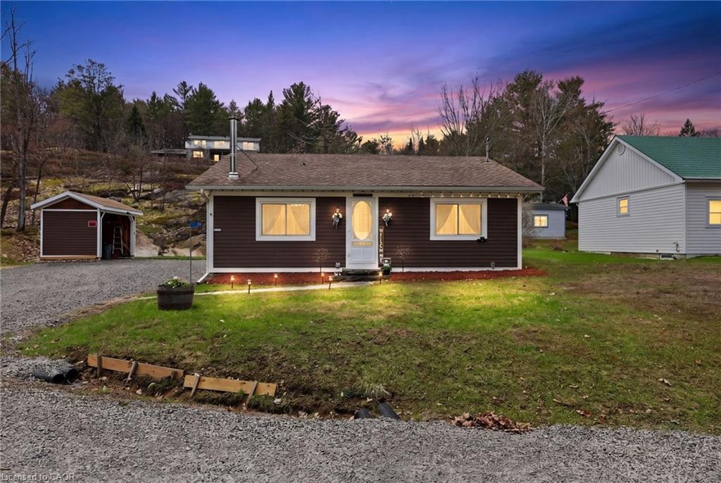 17-mcclure-lane-port-sydney-ontario-40849328