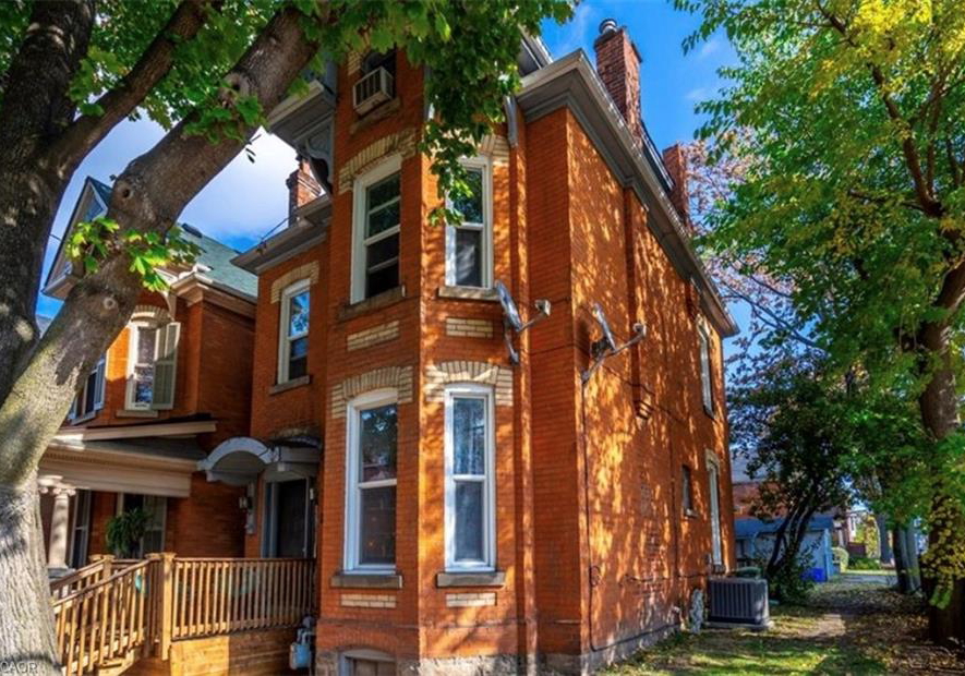 107-erie-avenue-hamilton-ontario-40849332