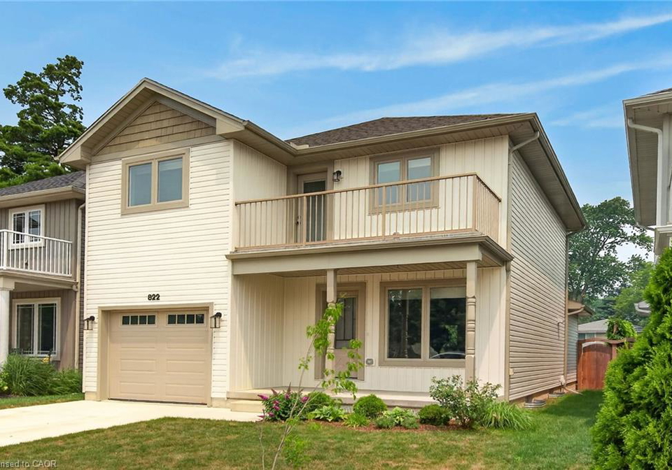 822-main-street-port-dover-ontario-40849340