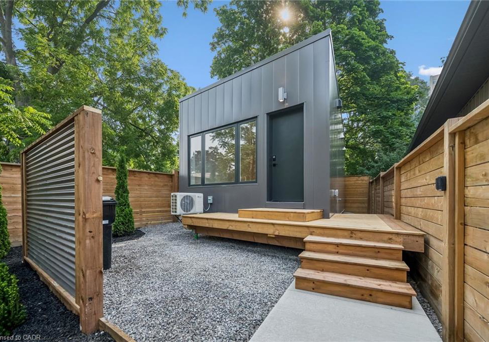 63-union-street-waterloo-ontario-40849355