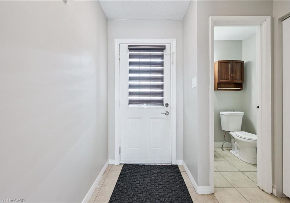 31-greengate-road-guelph-ontario-40849382