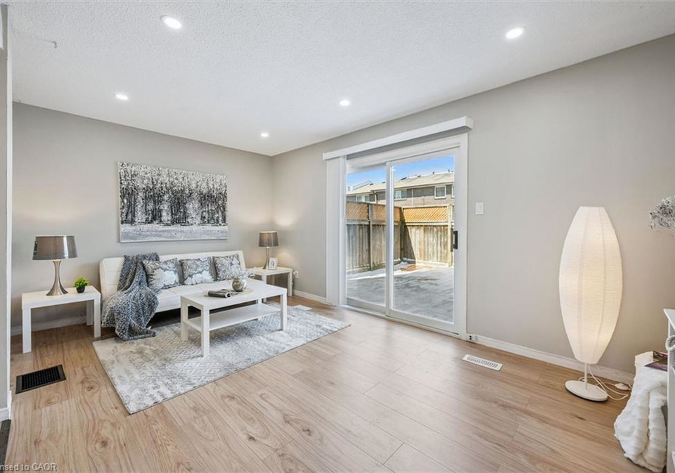 31-greengate-road-guelph-ontario-40849382
