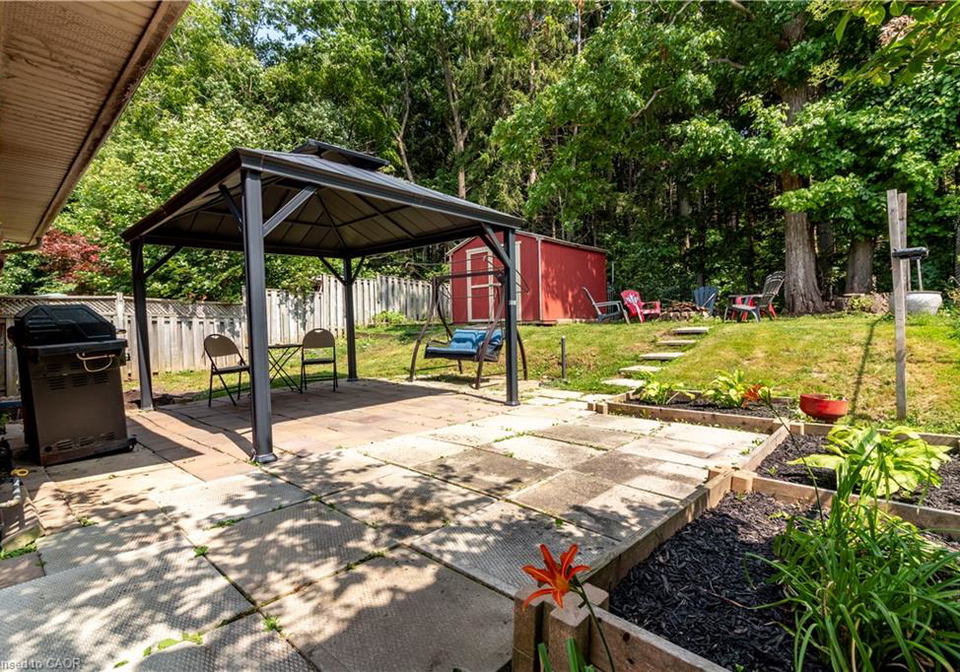 140-arrowhead-crescent-kitchener-ontario-40849399