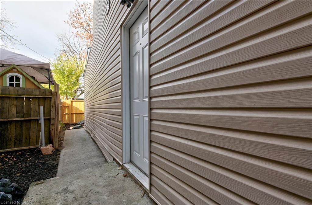 111-gibson-avenue-hamilton-ontario-40849400