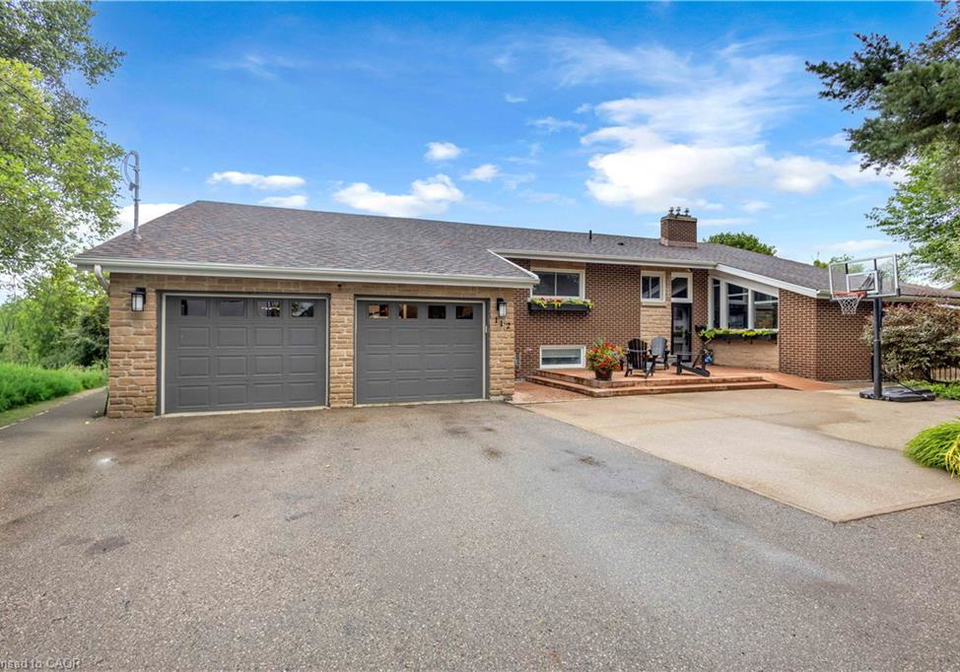 112-myers-road-cambridge-ontario-40849404