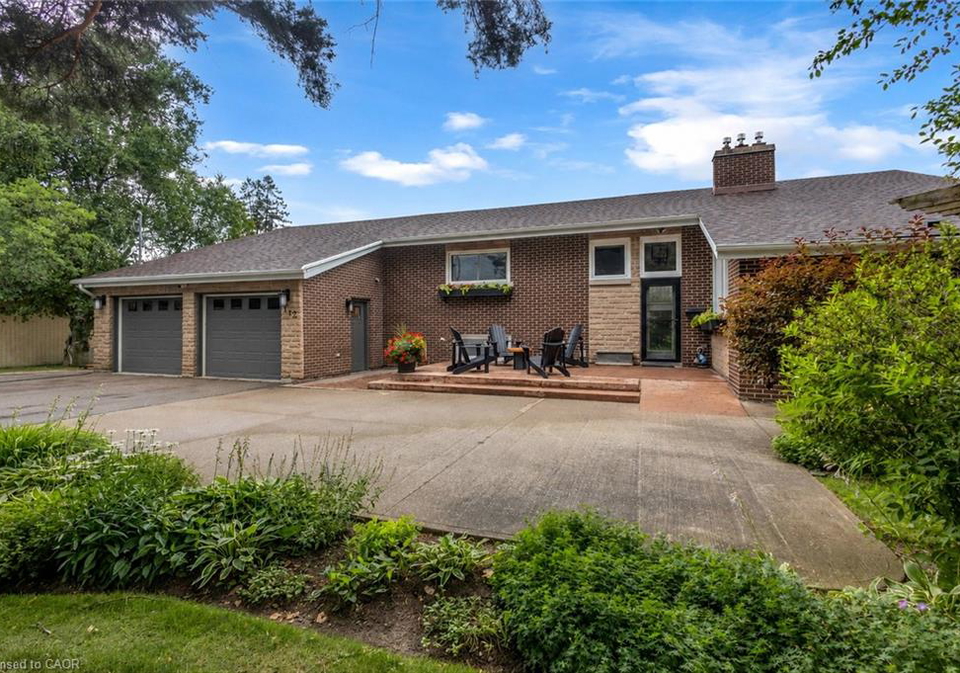 112-myers-road-cambridge-ontario-40849404