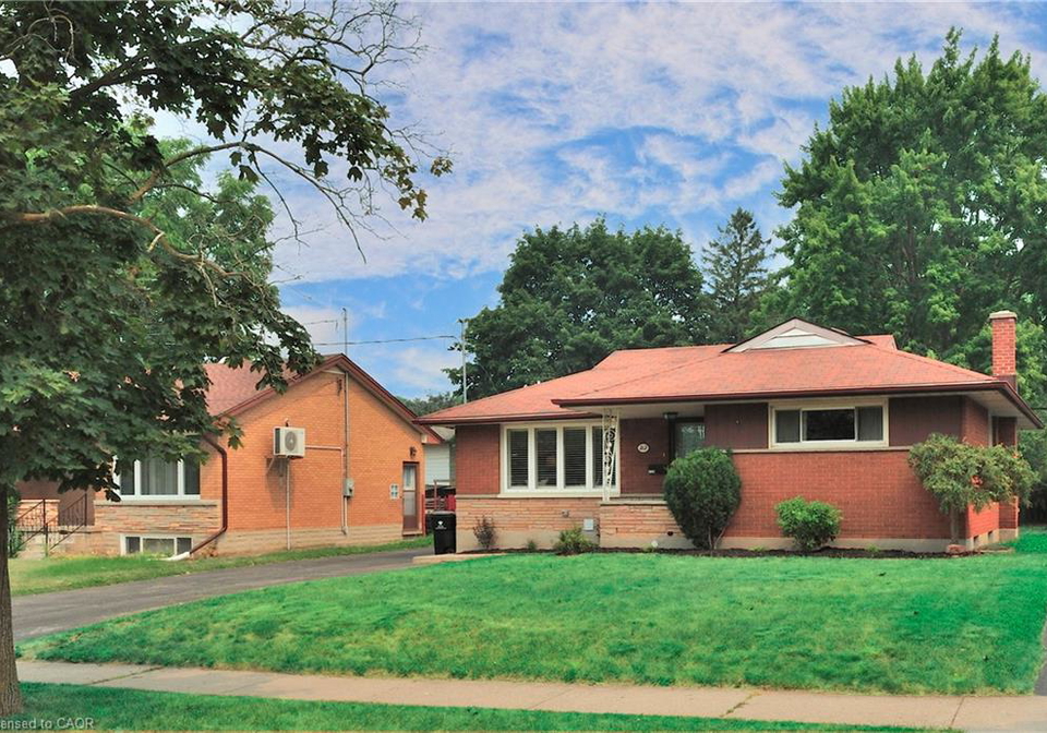212-doon-road-kitchener-ontario-40849418