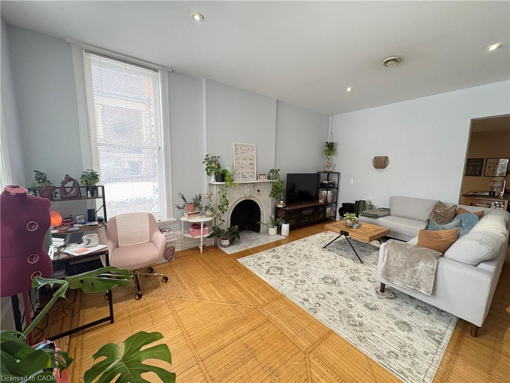 262-james-street-s-hamilton-ontario-40849419