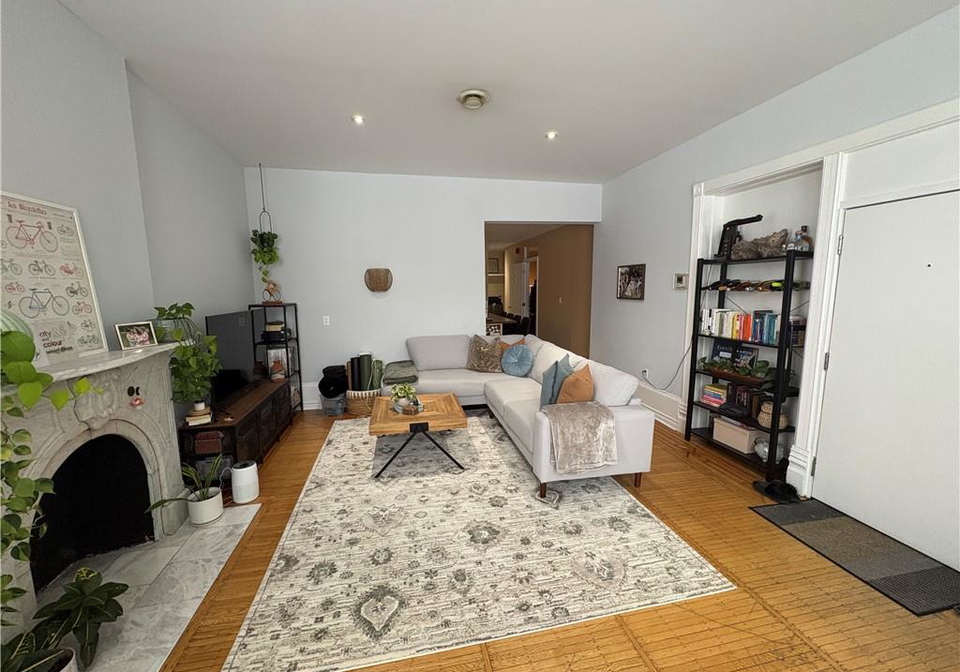 262-james-street-s-hamilton-ontario-40849419