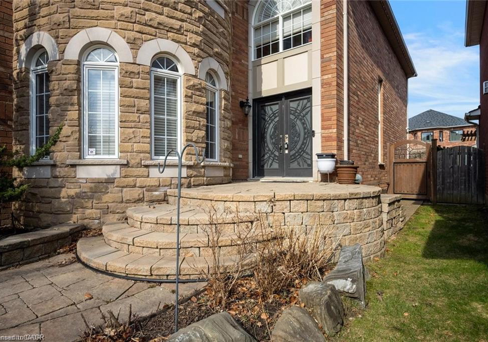 34-forsyth-crescent-georgetown-ontario-40849428