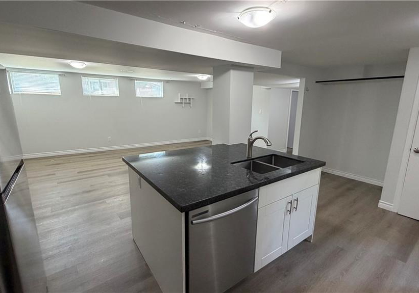 49-organ-crescent-hamilton-ontario-40849454