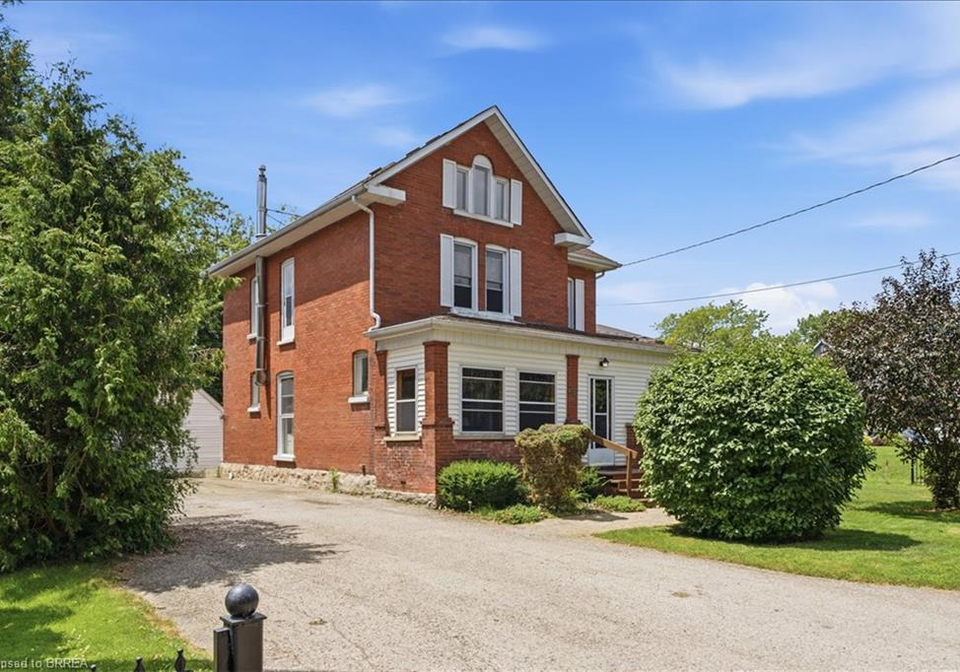 26-church-street-e-hagersville-ontario-40849457
