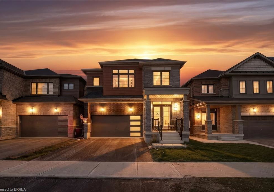 92-bellhouse-avenue-brantford-ontario-40849483
