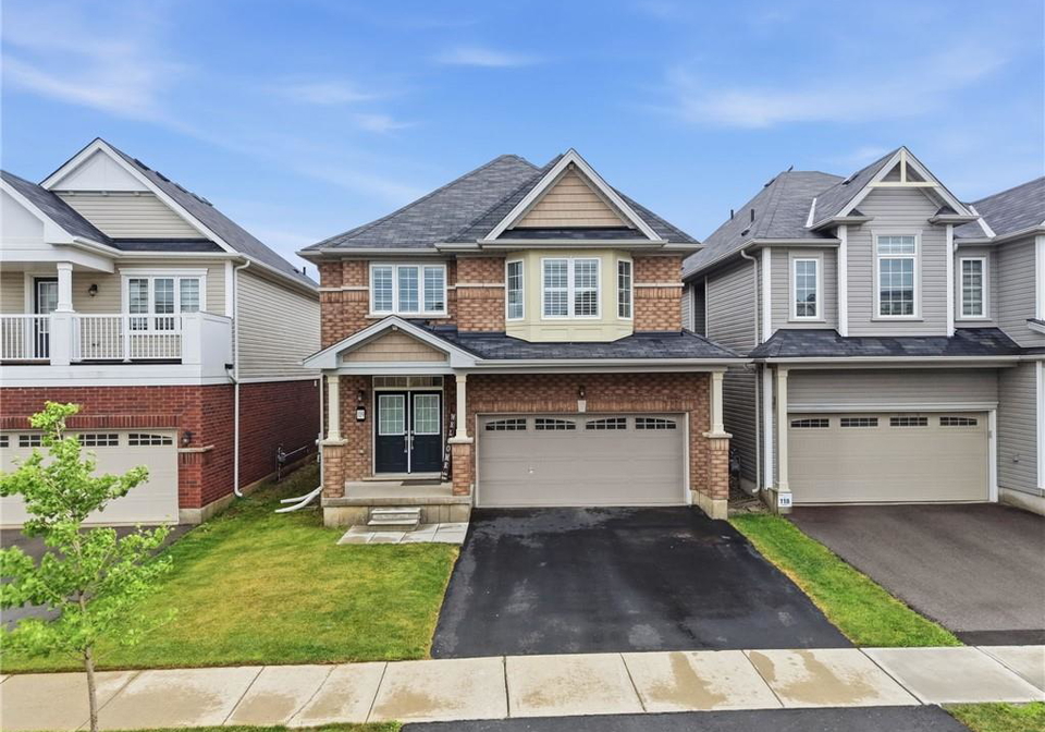 109-longboat-run-brantford-ontario-40849513