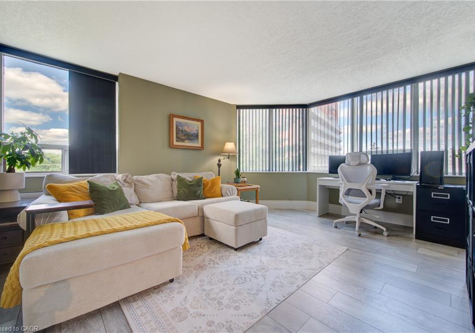 3227-king-street-e-kitchener-ontario-40849545