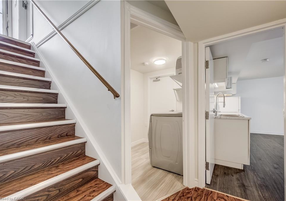 297-country-hill-drive-kitchener-ontario-40849547
